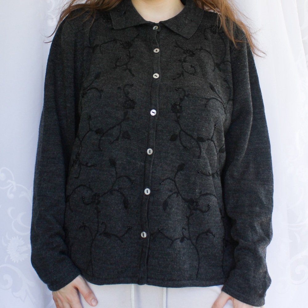 Vintage Worthington Button Up Embroidered Cardigan